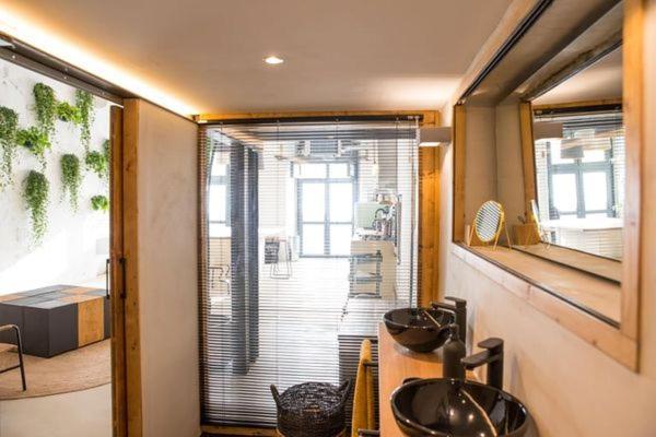 Industrial Loft In Front Of Santa Apolonia Apartment Lissabon